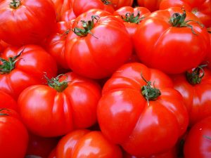 Tomatoes to be sold at retail price of Rs 50 per kg from 15th August by NCCF, NAFED